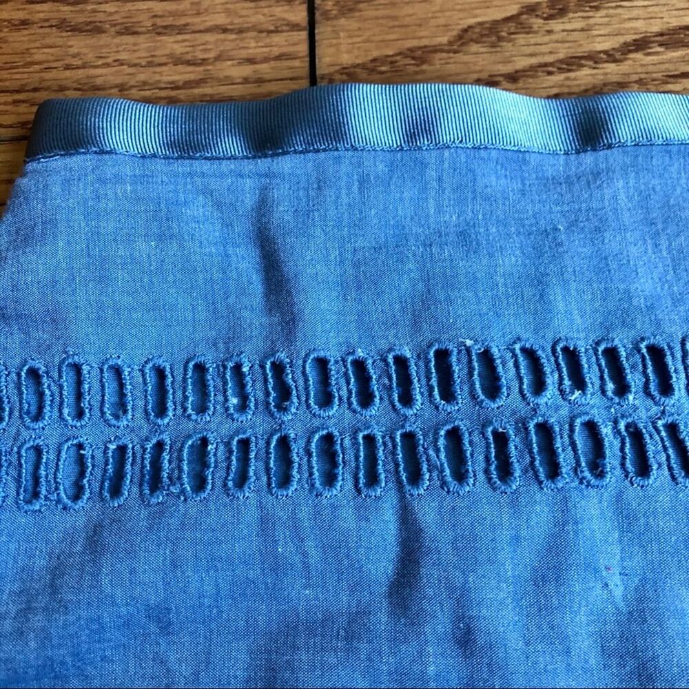 GAP Eyelet Lined Cotton Casual Blue Mini Skirt Women’s Size 4 NWOT - Picture 2 of 4